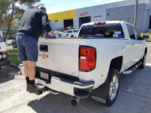 Cargar imagen en el visor de la galería, Bumpstep de Weathertech Parachoque Trasero