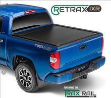 Cargar imagen en el visor de la galería, Tapa Para Cajón de Pick-Up Retrax Retractil Toyota Hilux Importada Dubai 2016-2020