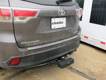 Cargar imagen en el visor de la galería, Bumpstep de Weathertech Parachoque Trasero